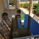Apartament Sanda *