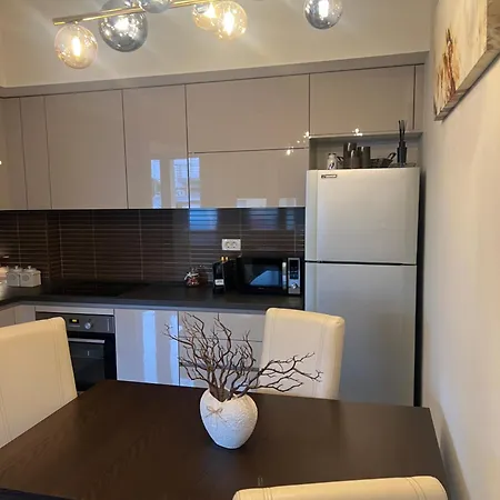 アパート Sanda *