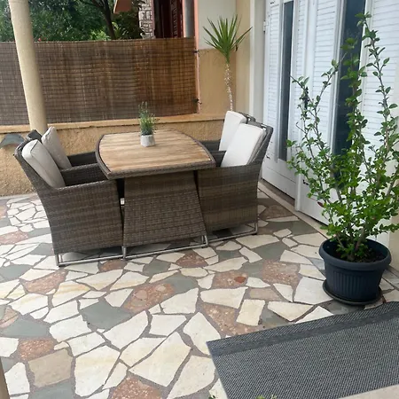 Apartman Sanda *