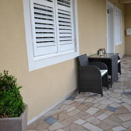 Apartman Sanda