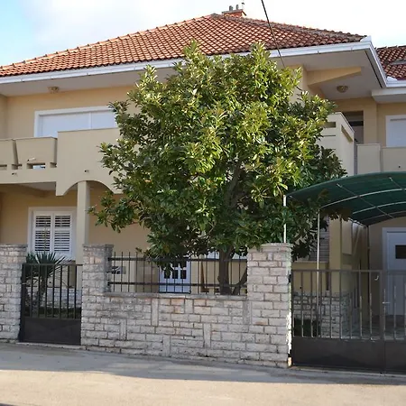 Apartmán Sanda *