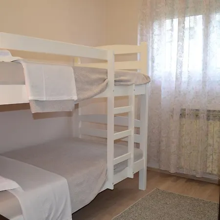 Sanda Apartmán *