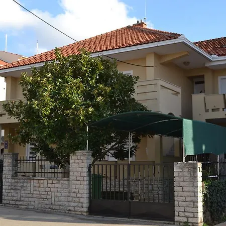 Sanda * זאדאר